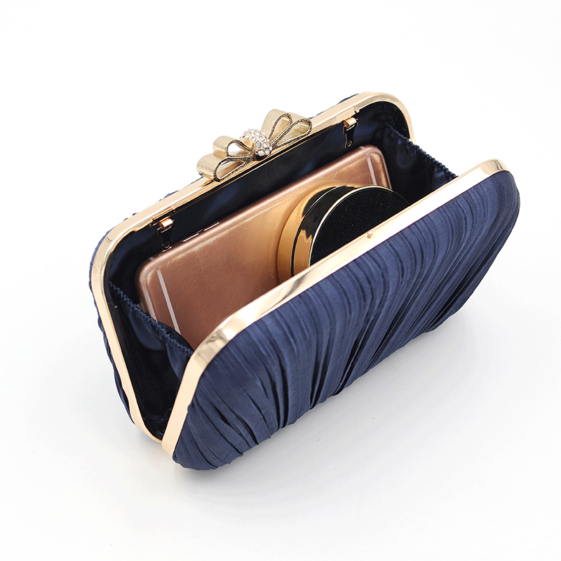 Pleated hand dinner bag Banquet bag Lady socialite evening gown bag 607095743182 - COCOMELODY